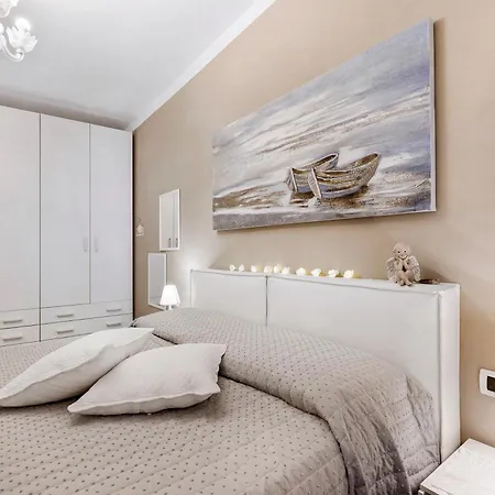 Apartment Casa Amorosa Town Center With Terrace And A/c - Happy Alassio