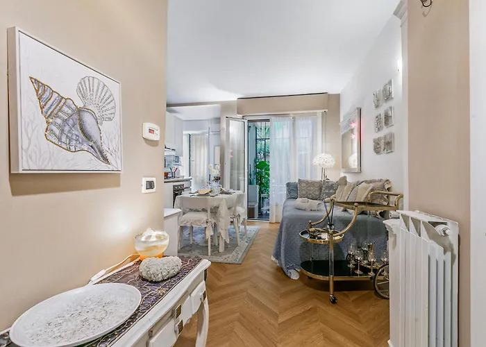 Casa Amorosa Town Center - Happy Rentals Alassio